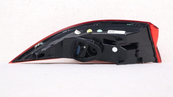 Mint! 2023 2024 Maserati Grecale Right Passenger Rear Quarter Tail Light LED OEM - Image 2