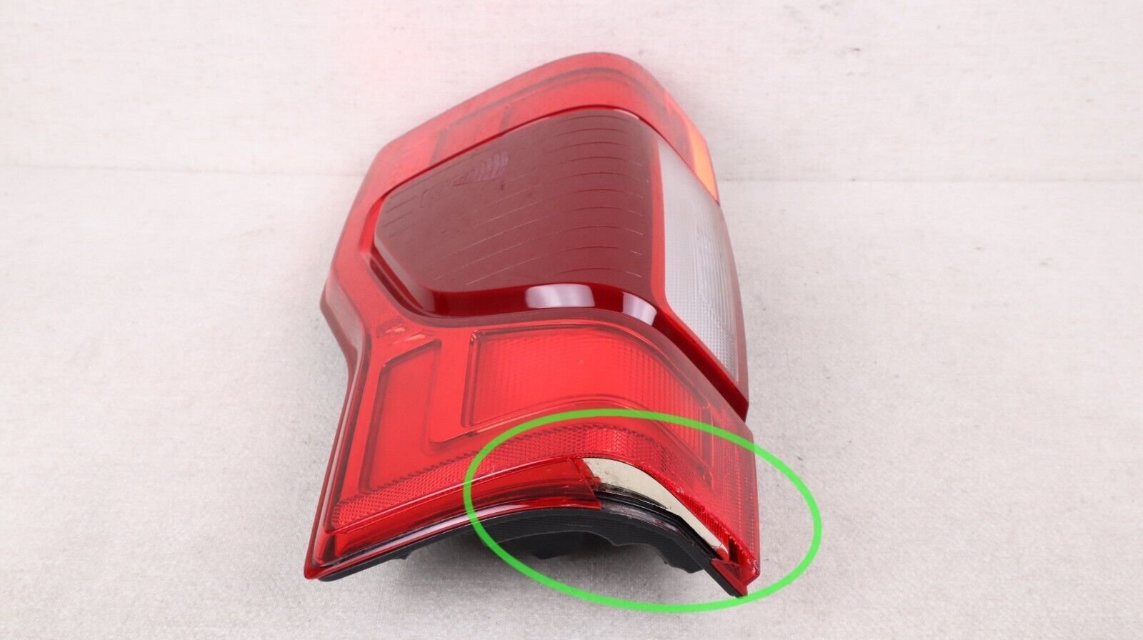 Damaged! 2020-2022 Ford F250 F350 LH Left Driver Tail Light LED W/BSM OEM - Image 3