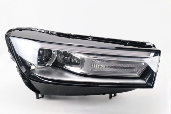 2018 2019 2020 Audi Q5 RH Right Passenger Side Headlight Xenon HID OEM