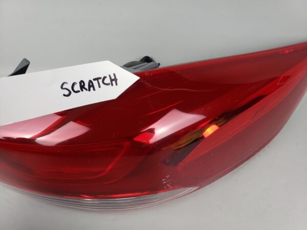 2017 2018 Hyundai Elantra RH Right Passenger Rear Outer Tail Light OEM - Image 4