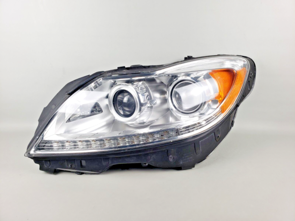 2011-2014 Mercedes-Benz CL Class CL550 W216 Left Driver Headlight Xenon HID OEM