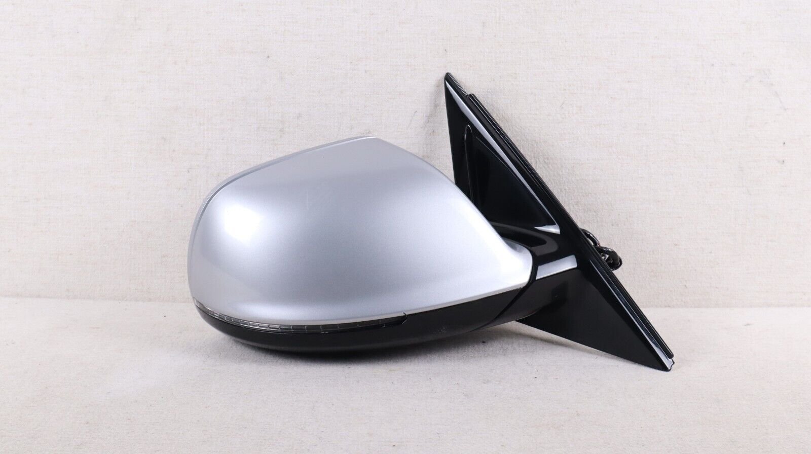 2015-2017 Audi Q5 SQ5 RH Right Passenger Side View Door Mirror 8R1857410AN OEM