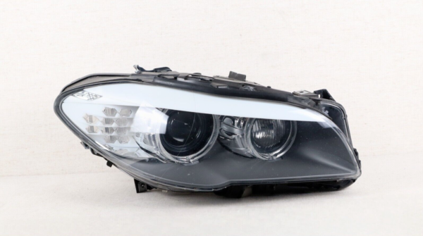 2011-2013 BMW 528i 535i 550i F10 RH Right Passenger Side Headlight Xenon HID OEM