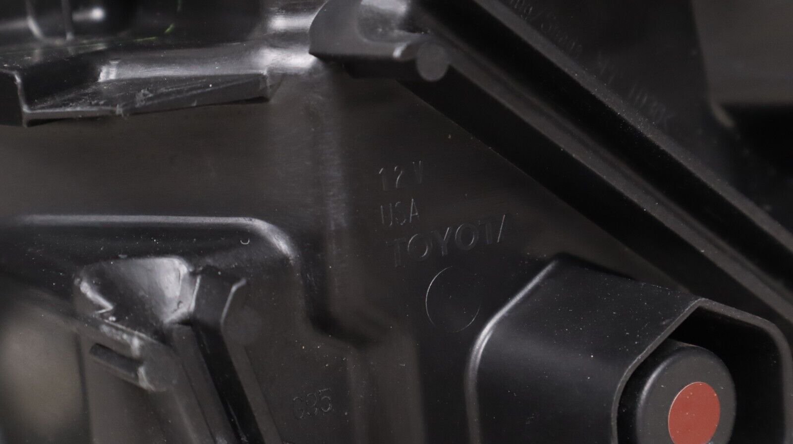 2020-2022 Toyota Corolla RH Right Passenger Headlight Base Single Beam LED OEM - Image 9