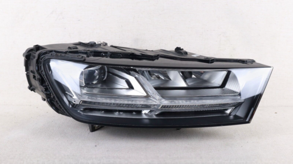 Perfect! 2017 2018 2019 Audi Q7 RH Right Passenger Side Headlight Full LED OEM