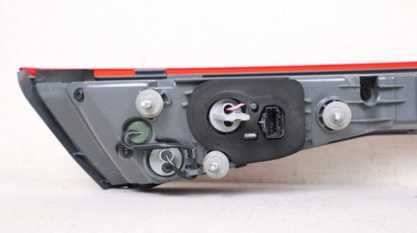 2021 2022 2023 2024 Hyundai Elantra Tail Light Halogen Rear Center Trunk Lid OEM - Image 8