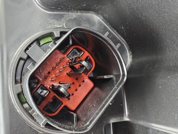 2018 2019 2020 Jaguar E-Pace X540 RH Right Passenger Side Headlight LED OEM - Image 9