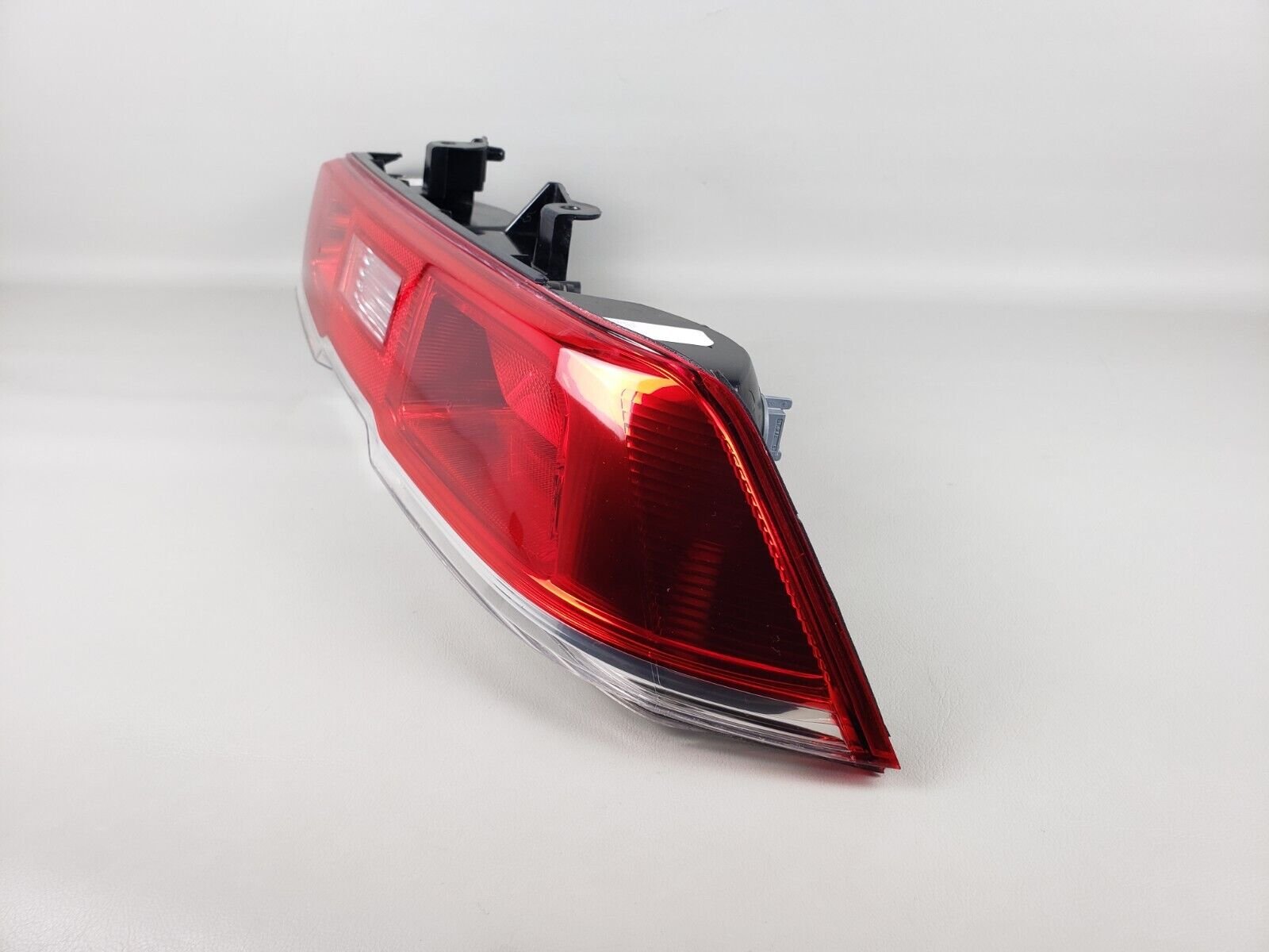 2014 2015 Chevrolet Camaro RH Right Passenger Side Rear Halogen Tail Light OEM - Image 7