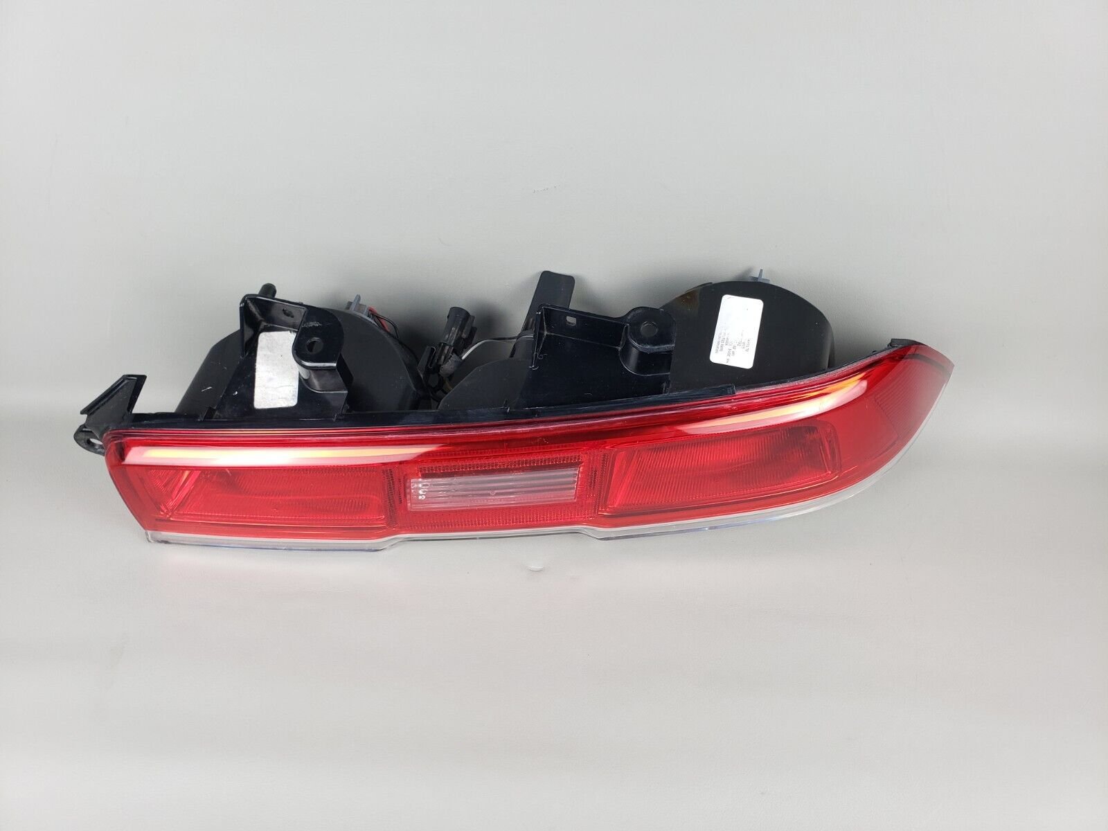 2014 2015 Chevrolet Camaro RH Right Passenger Side Rear Halogen Tail Light OEM - Image 10