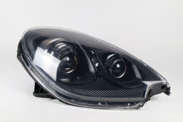 Nice! 2015-2018 Porsche Macan GTS Sport RH Right Passenger Headlight Xenon OEM