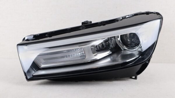 2018 2019 2020 Audi Q5 LH Left Driver Side Headlight Xenon HID OEM