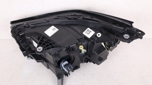 MINT! 2024 BMW 530i 540i i5 EV G60 RH Right Passenger Side Headlight LED OEM - Image 9