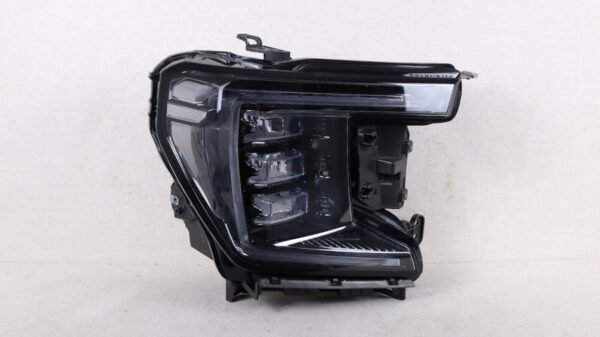 Nice! 2021-2024 GMC Yukon Denali RH Right Passenger Side Headlight LED OEM