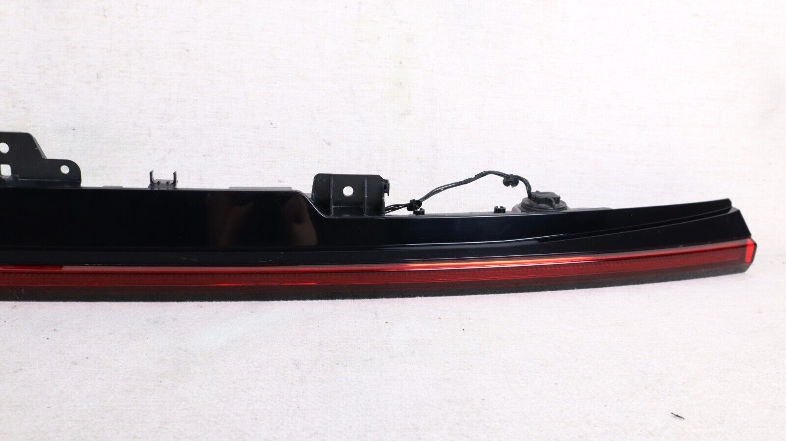 Mint! 2021-2022 Polestar 2 Rear Center Inner Trunk Lid Tail Light LED OEM - Image 5