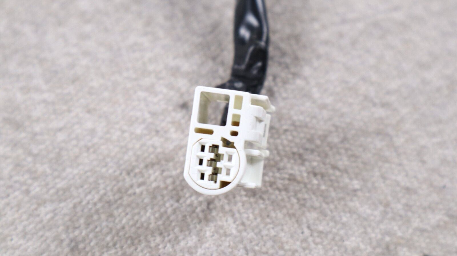 Nice! 2018-2024 Toyota Camry Right Pass Side View Door Mirror w/o Blind Spot OEM - Image 8