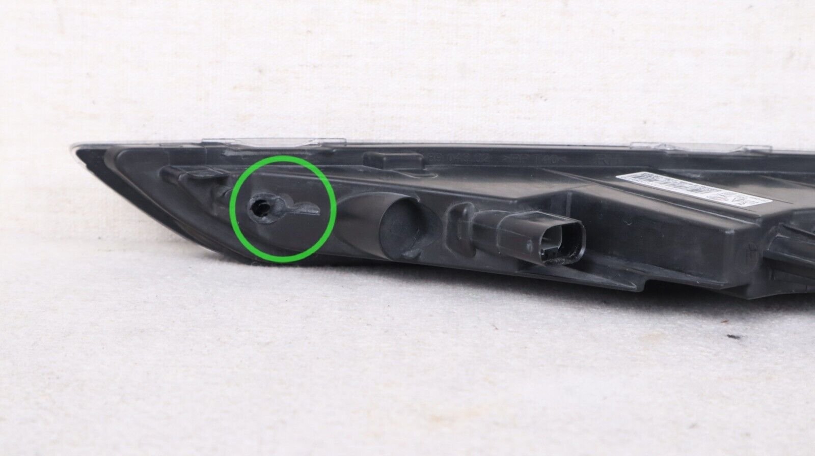 2015-2018 Porsche Macan Right Pass Daytime Running Light Turn Signal LED OEM - Image 3