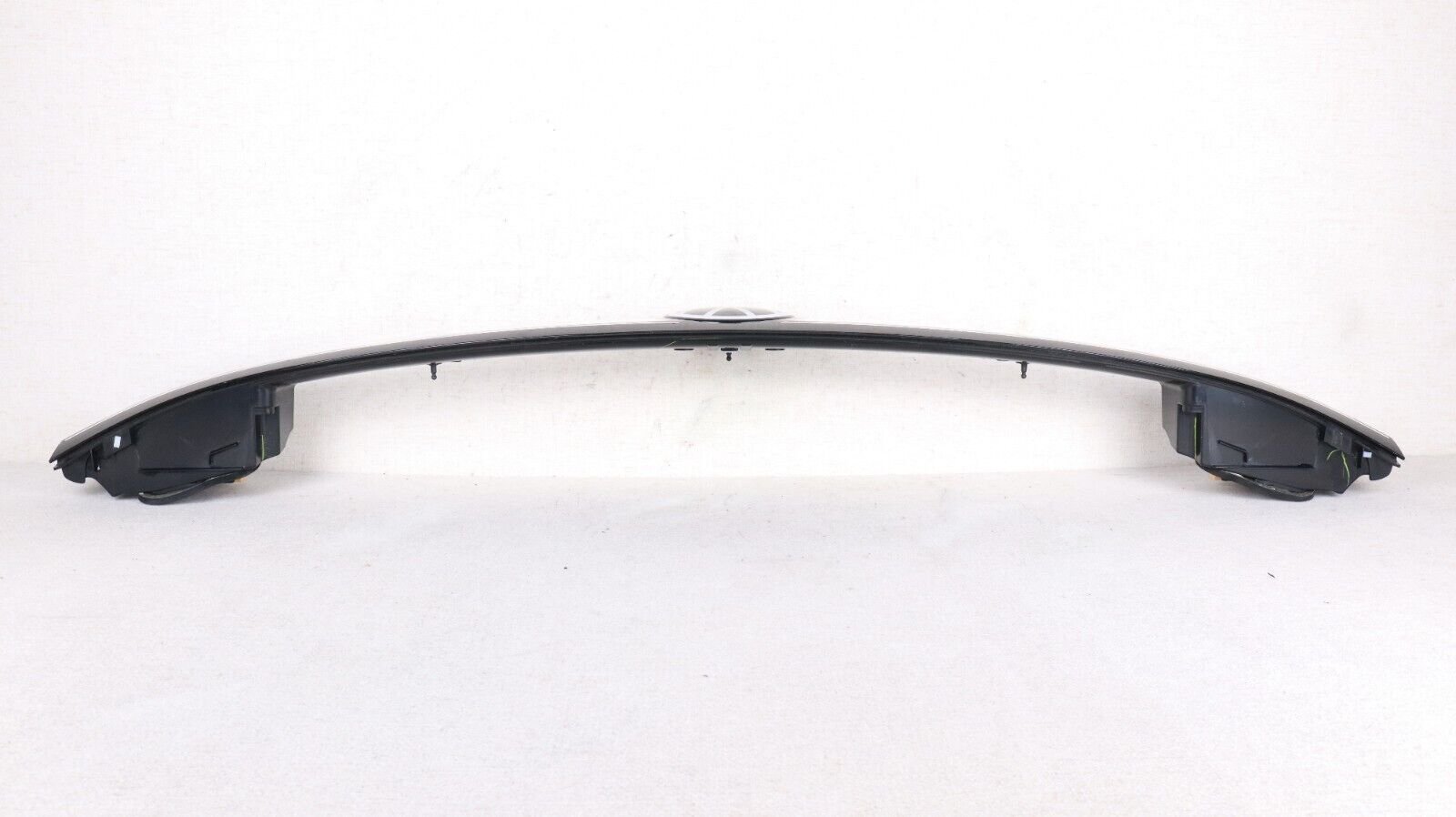 Mint! 2021-2023 Volkswagen ID.4 ID4 Tail Light LED Rear Center Liftgate OEM - Image 7