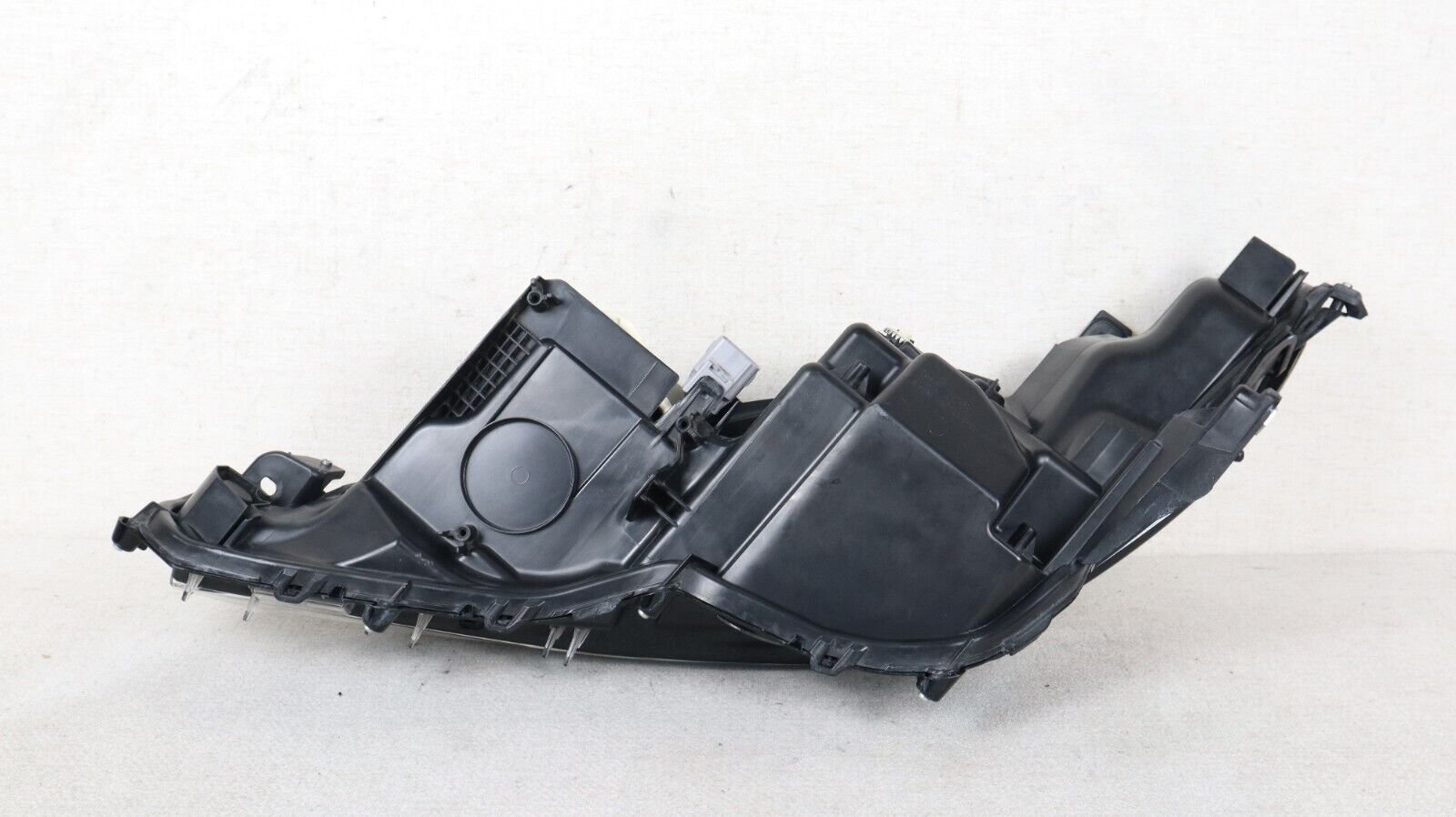 2018-2024 Toyota Camry XSE Right Passenger Headlight Triple Beam Chrome LED OEM - Image 6