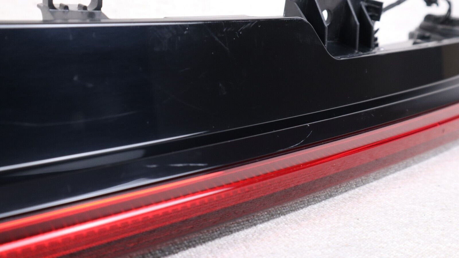 Mint! 2021-2022 Polestar 2 Rear Center Inner Trunk Lid Tail Light LED OEM - Image 3