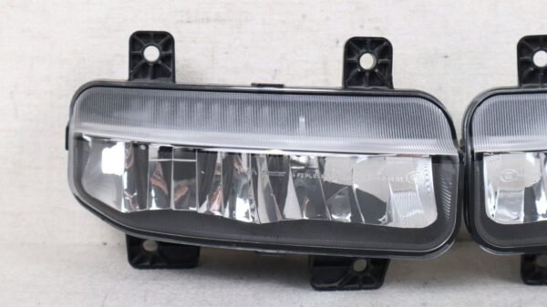 2019-2020 Ram 1500 2500 3500 4500 Right Left Pair Lower Fog Light Lamp LED OEM - Image 3