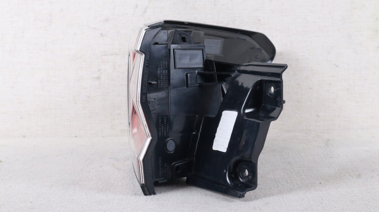 Mint! 2020-2022 Subaru Outback Left Driver Rear Outer Tail Light OEM - Image 4