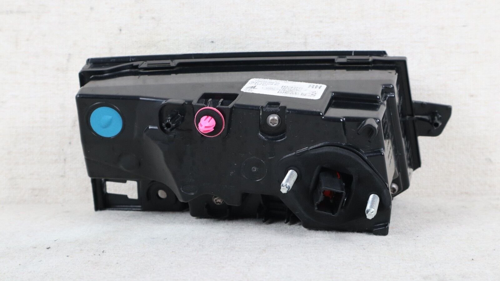 2020-2022 Land Range Rover Evoque Right Pass Rear Tail Light Tailgate LED OEM - Image 2