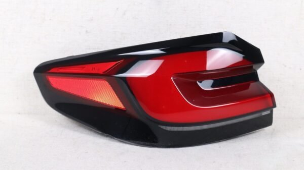 2021-2023 BMW 530e 540i M5 G30 LH Left Driver Side Rear Outer LED OEM
