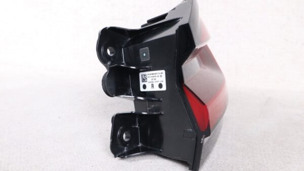 2021-2023 BMW 530e 540i M5 G30 RH Right Passenger Side Rear Outer LED OEM - Image 5
