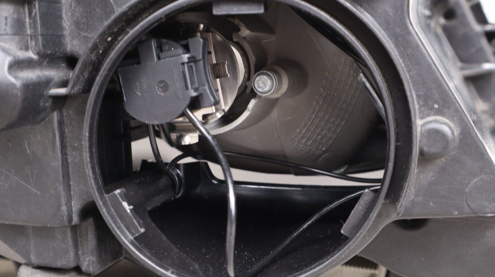 2015-2018 Mercedes C300 C350 C400 W205 Left Driver Side Headlight Halogen OEM - Image 8