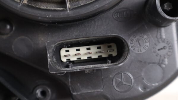 2007-2009 Mercedes E320 E350 E550 E63 Front Left Driver Headlight Halogen OEM - Image 12