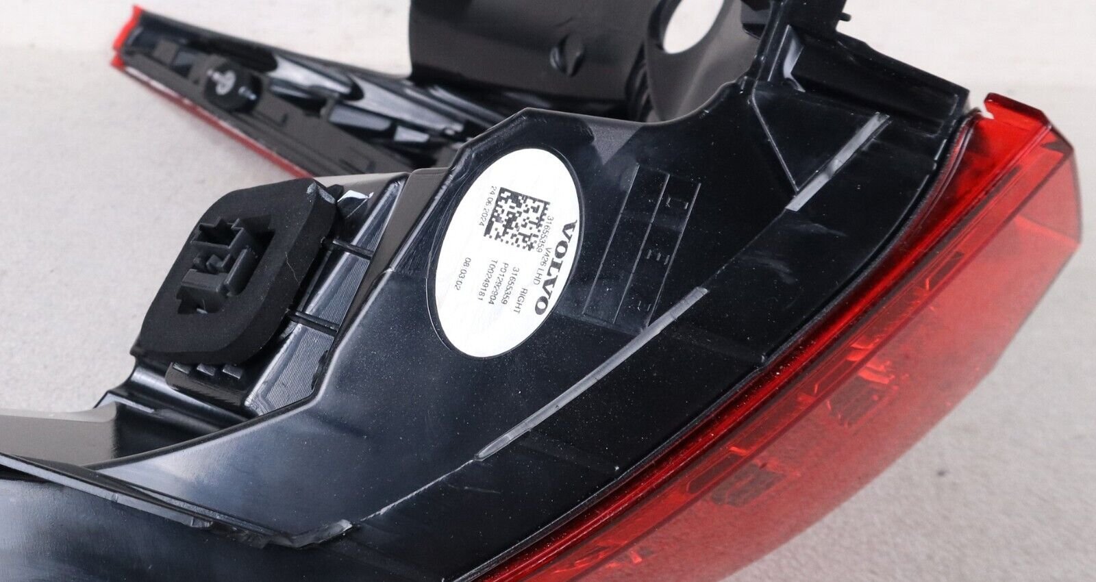 2019-2023 Volvo XC60 RH Right Passenger Side Outer Tail Light LED OEM - Image 3