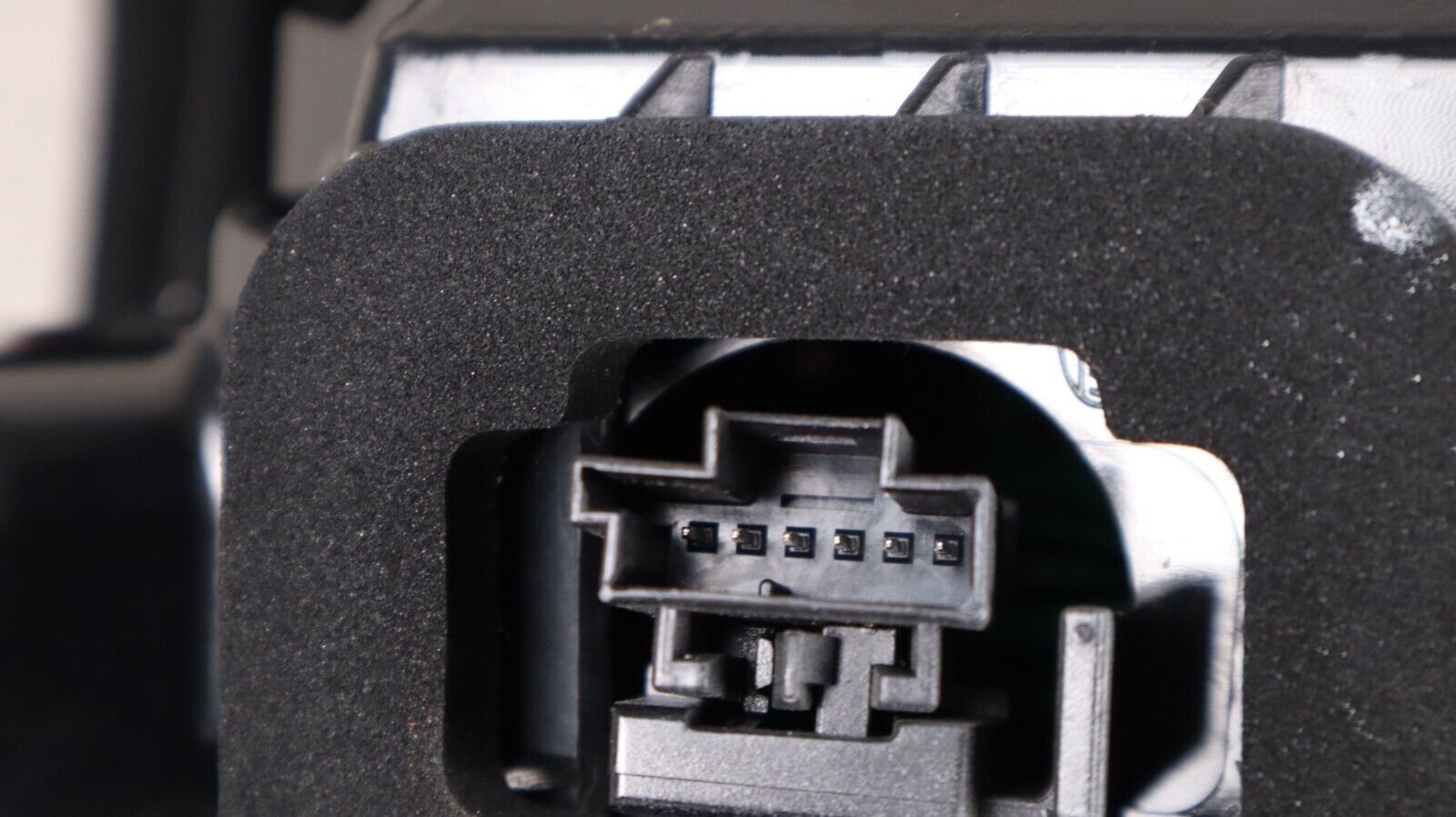 2019-2023 Volvo XC60 RH Right Passenger Side Outer Tail Light LED OEM - Image 7