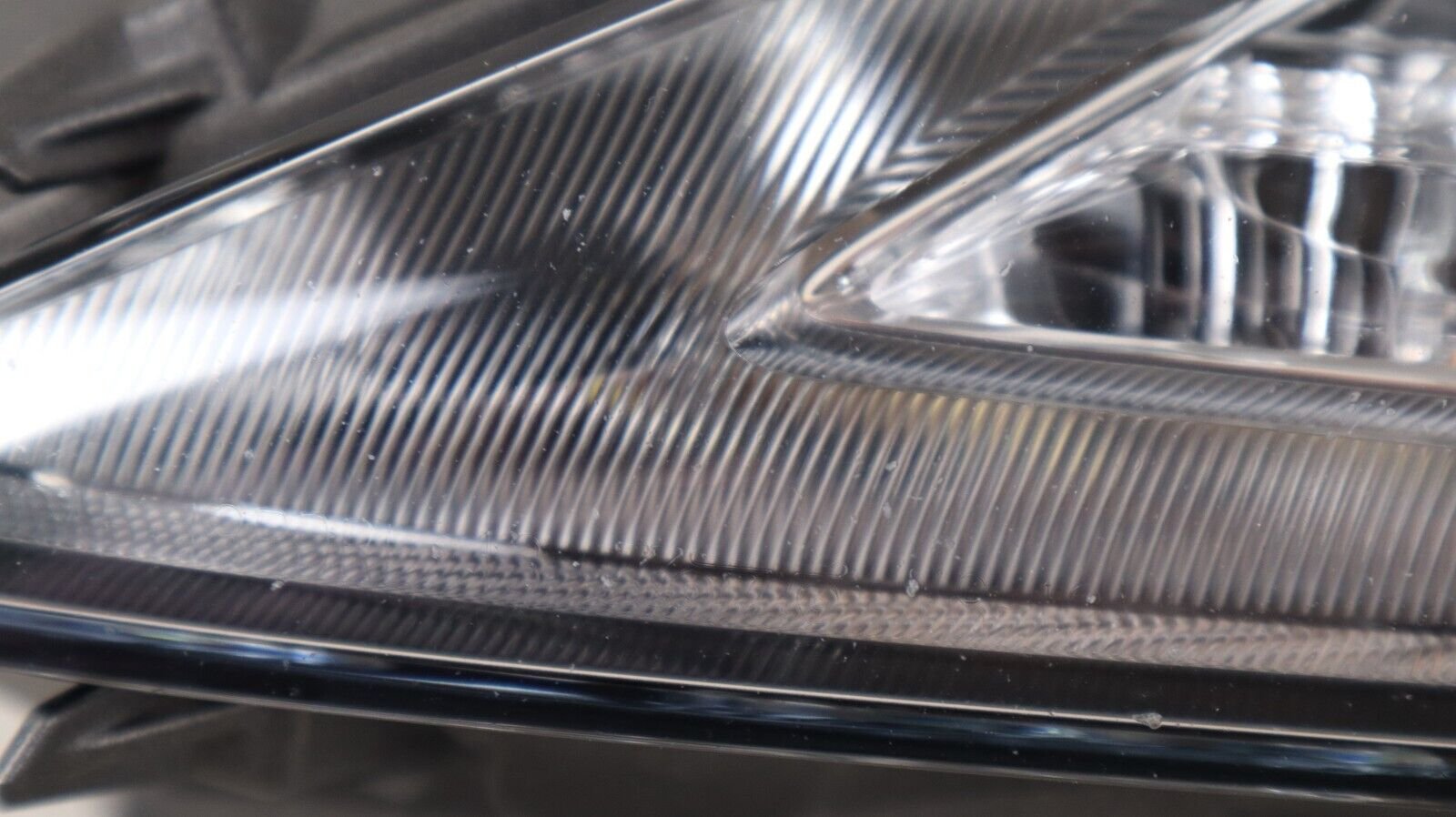 Nice! 2015-2021 Lexus NX200t NX300 NX300h LH Left Driver Side Fog Lamp DRL OEM - Image 3