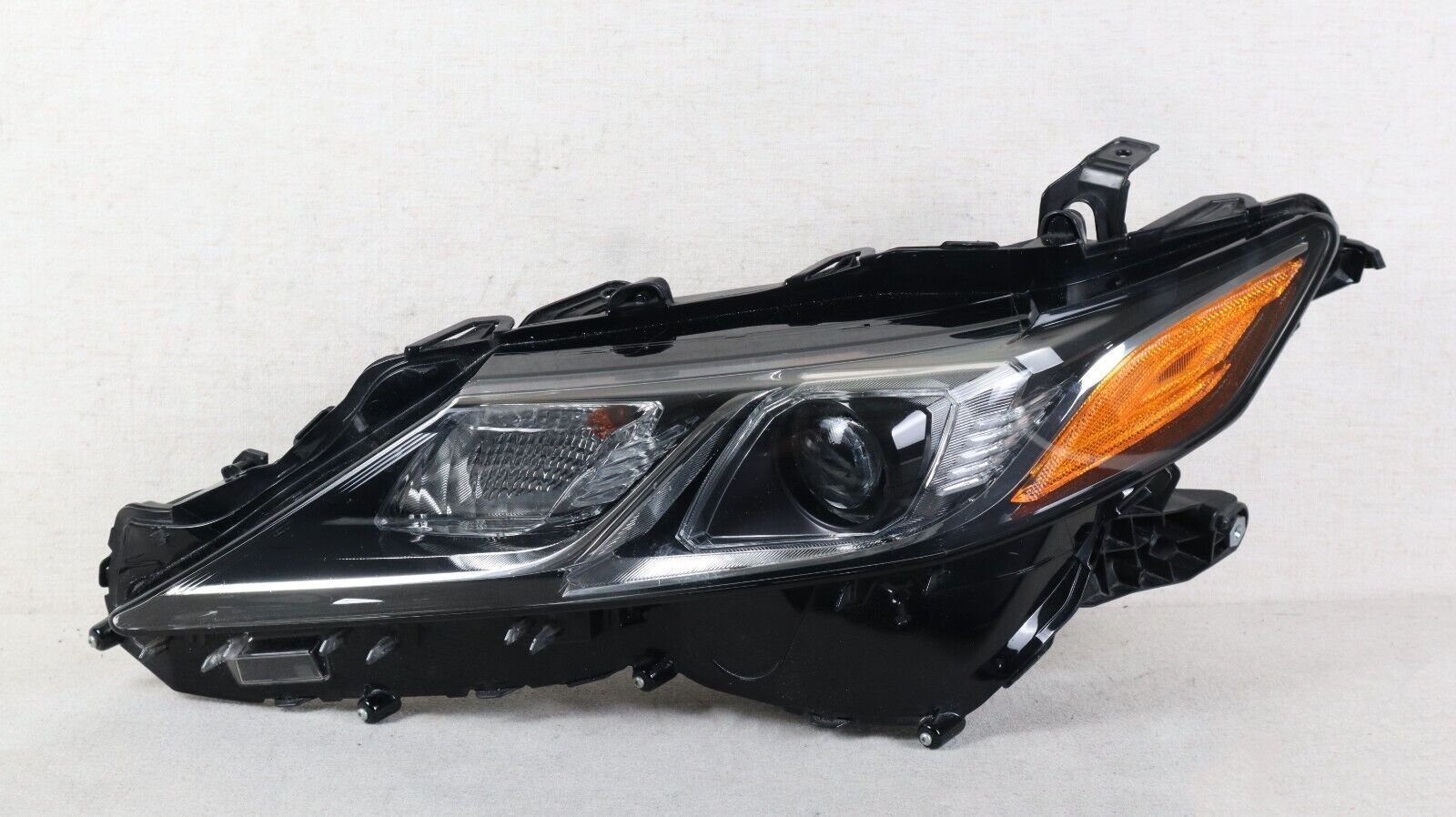 Nice! 2018-2022 Toyota Camry Front Left Driver Side Headlight Bi-LED Chrome OEM