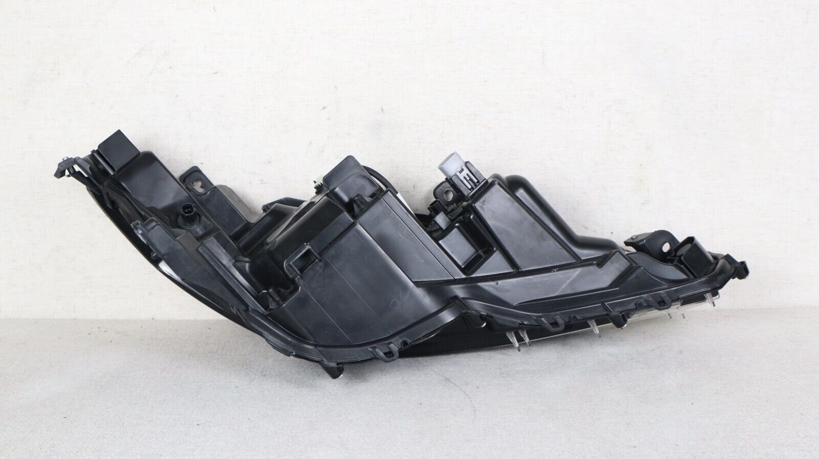 Nice! 2018-2022 Toyota Camry Front Left Driver Side Headlight Bi-LED Chrome OEM - Image 5