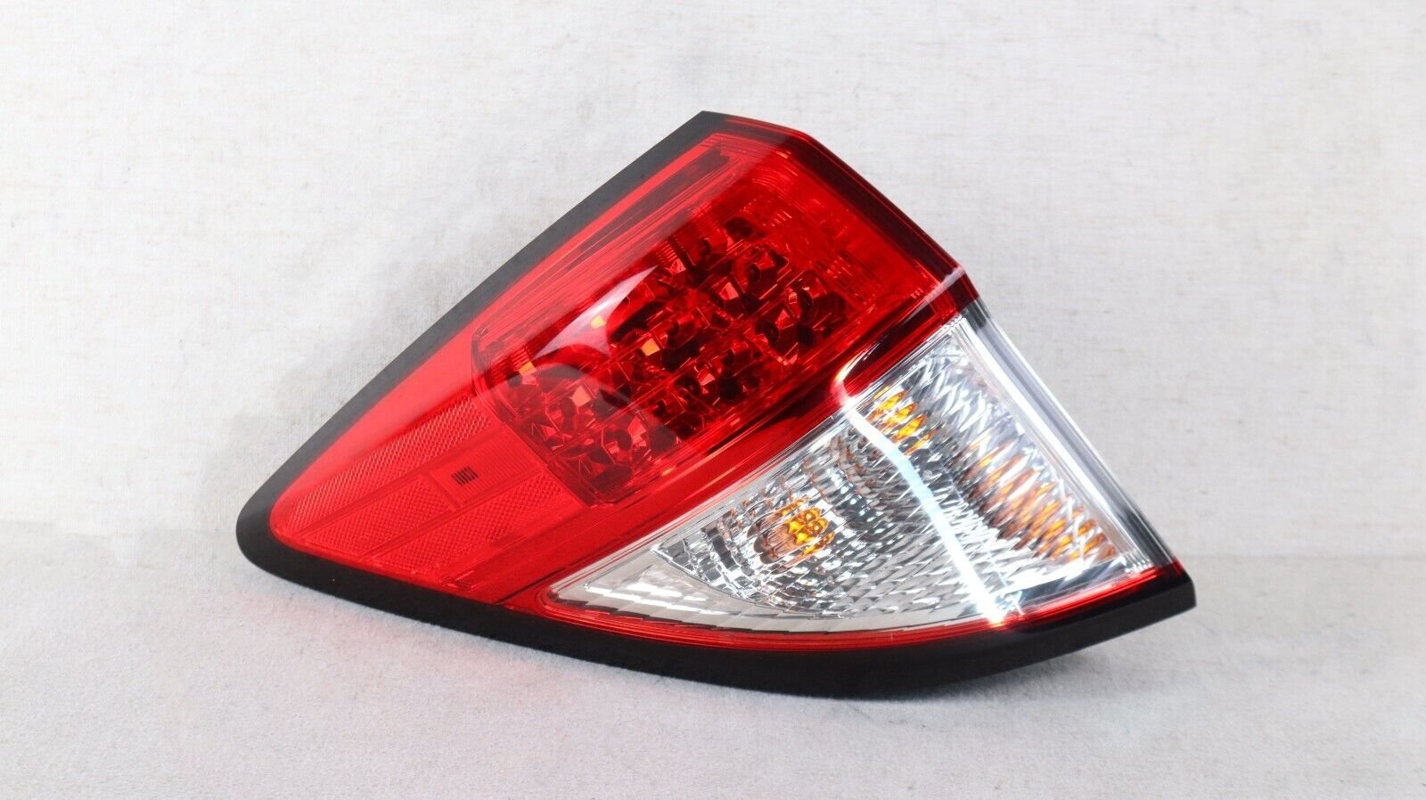 Nice! 2019-2022 Honda HRV HR-V LH Left Driver Side Rear Outer Tail Light OEM