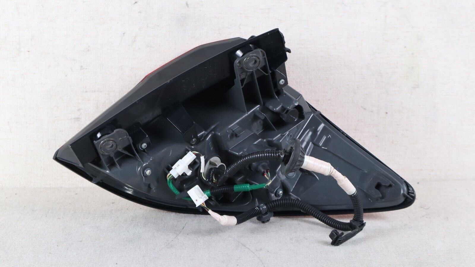 Nice! 2019-2022 Honda HRV HR-V LH Left Driver Side Rear Outer Tail Light OEM - Image 2