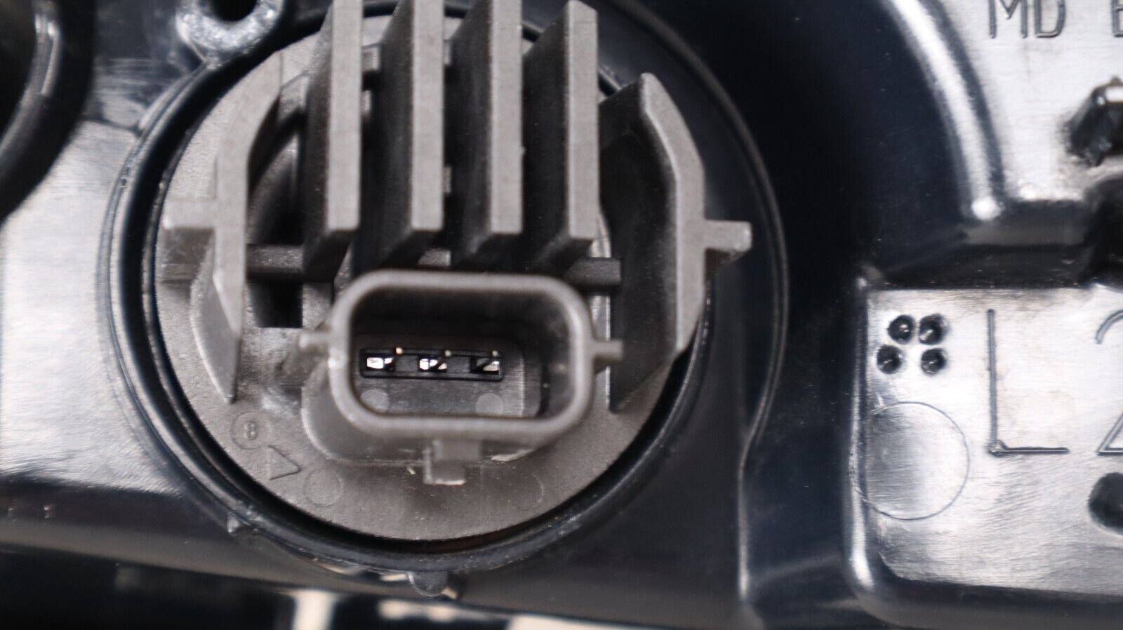 Mint! 2018-2020 Toyota Camry LH Left Driver Side Rear Outer Smoked Lens LED OEM - Image 5